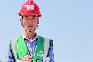 韩媒：李刚仁昨日回国，戴着一款6000万-7000万韩元的劳力士表